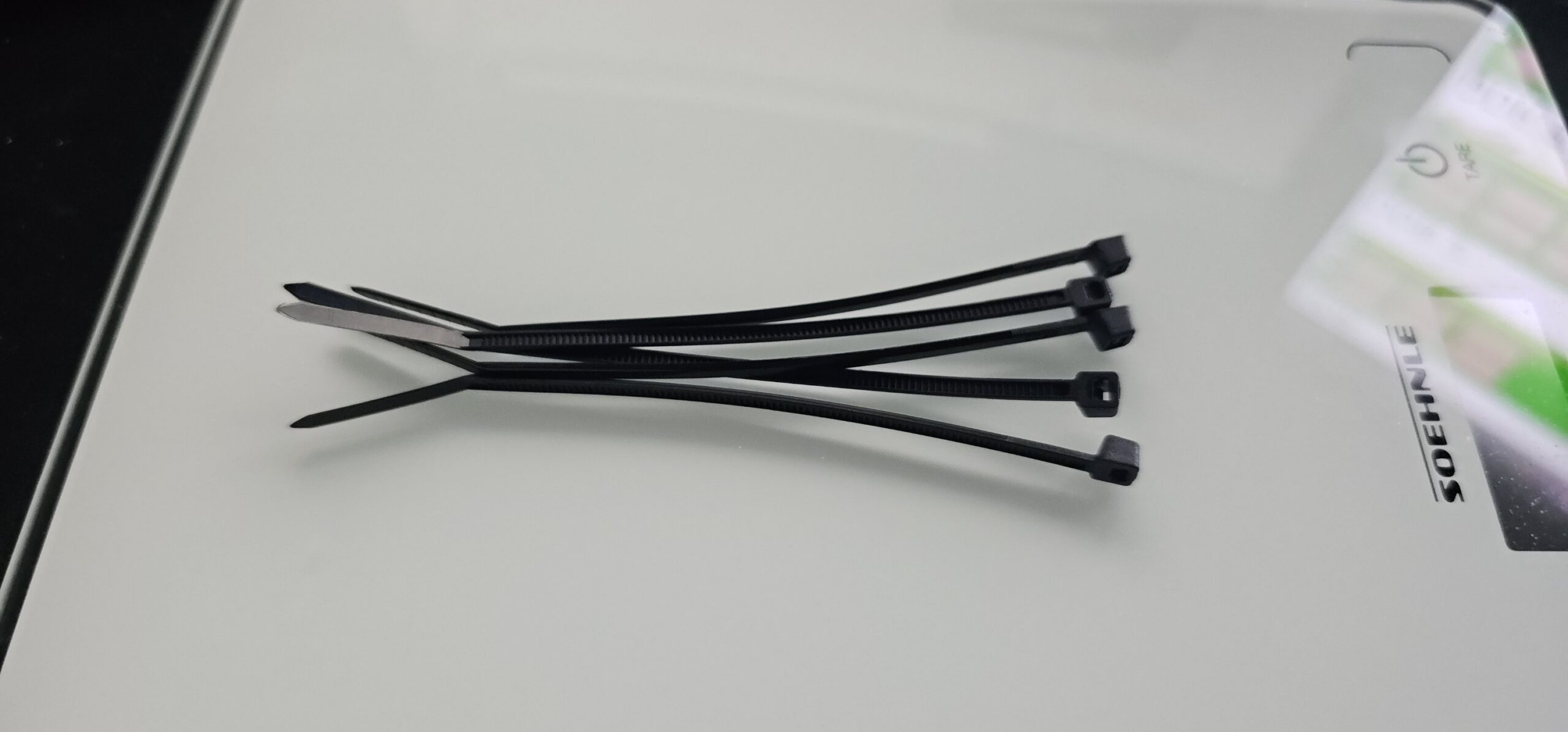 Kabelbinder / Zip Ties 5er Pack 12 cm