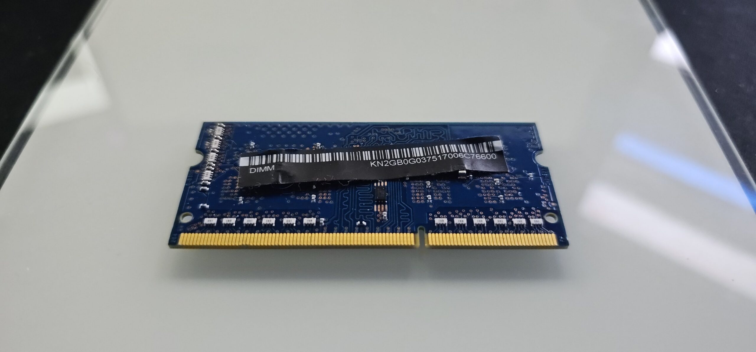 Ersatzteile 2GB DDR3 SDRAM HMT425S6AFR6A-PB RAM PC3L-12800