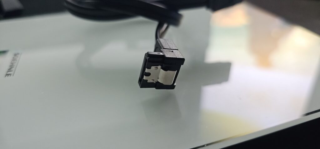 SATA Kabel 6 Gbit/s schwarz mit angewinkelt